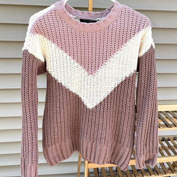 Olivia Sky || Woman’s Chevron color block warm soft pink mauve sweater - Picture 1 of 6